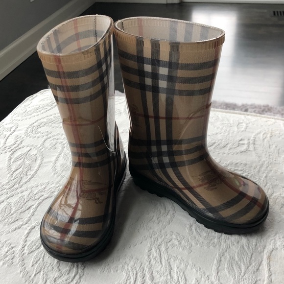 Burberry Other - Burberry toddler unisex rain boots, 25/26, us 8.5
